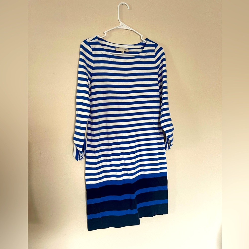 Jones New York women’s sport dress - size small
